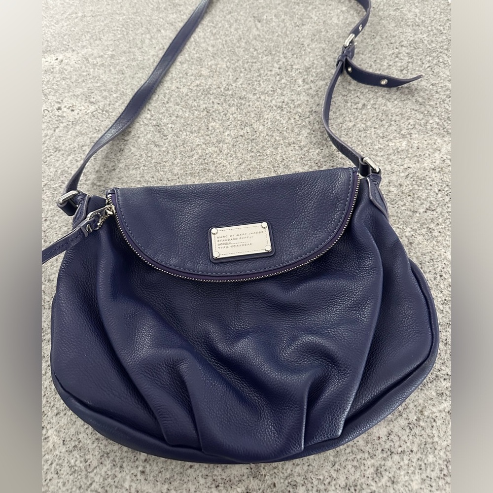 Marc by Marc Jacobs Natasha Leather Crossbody Bag in deep purple/cobalt blue